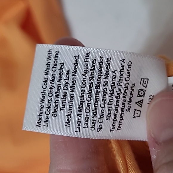 💥3/12Terra & Sky Women's Short Sleeve Sunny Orange V-Neck Top size 1X (16W-18W) - Picture 5 of 7